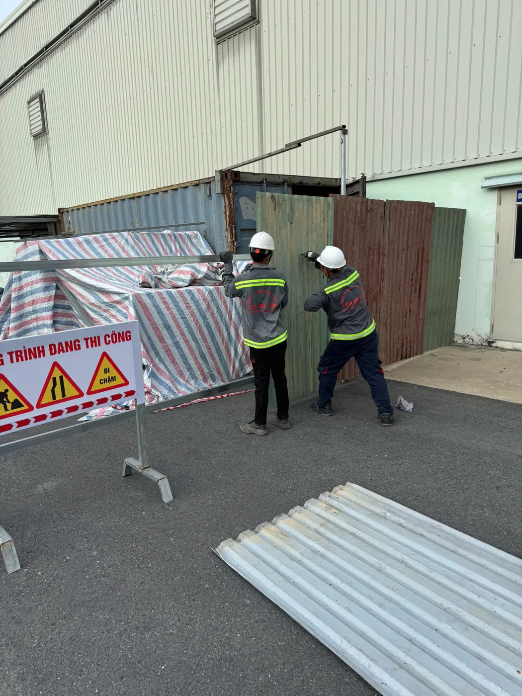 NHÀ KHO THÀNH PHẨM LIXIL BÌNH DƯƠNG