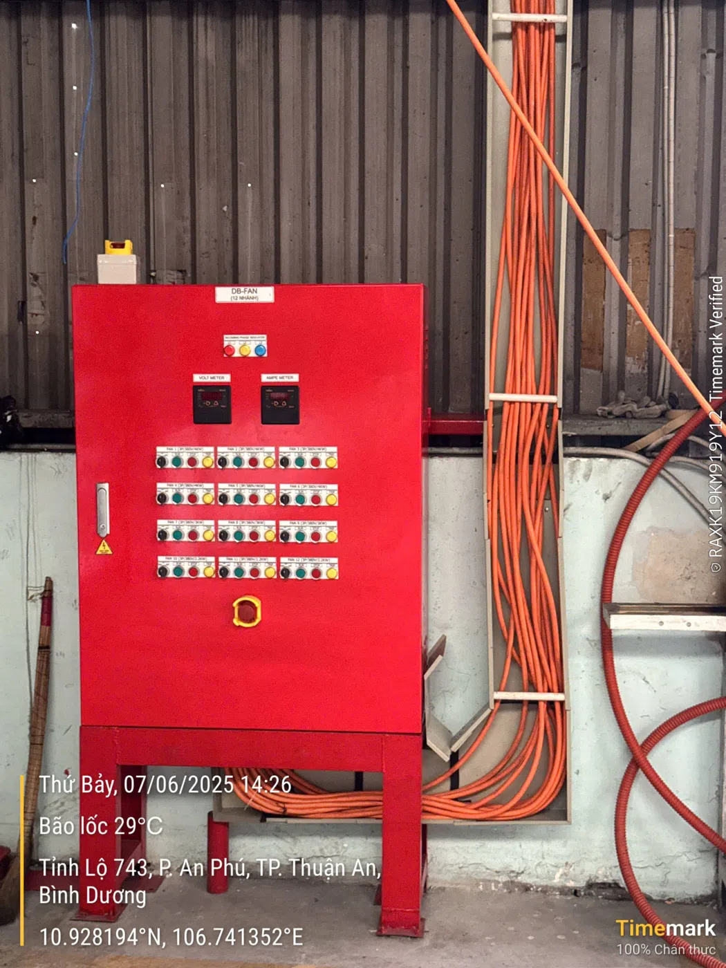 NHÀ KHO THÀNH PHẨM LIXIL BÌNH DƯƠNG